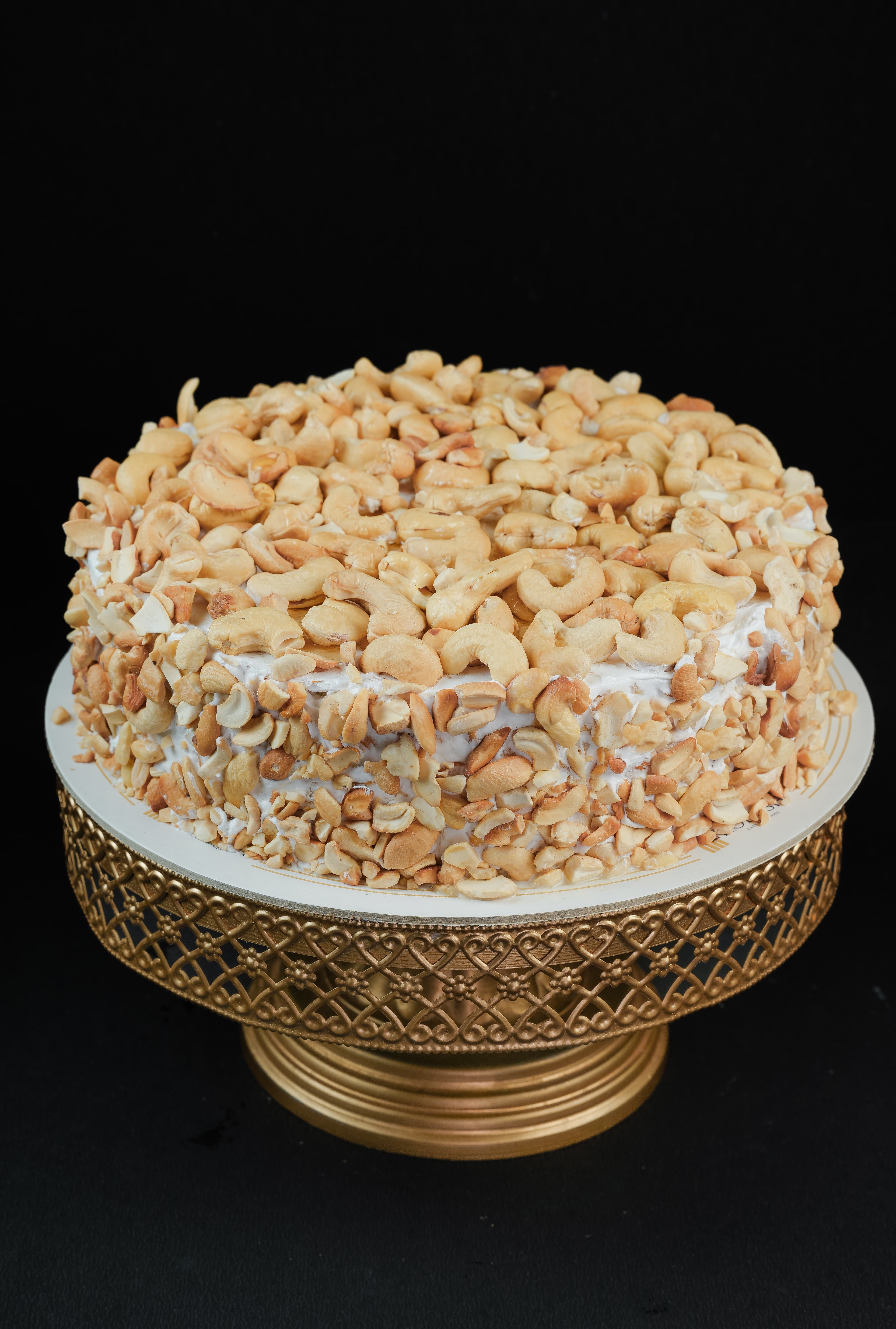 Anniversaries Cake 4
